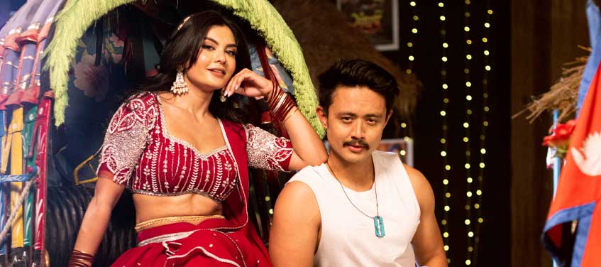 भोजपुरी शैलीमा ‘अभिमन्यु’को गीत ‘लड्की गोरी’